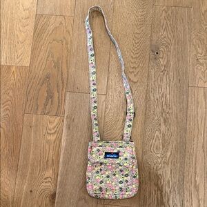 Kavu Floral Crossbody Bag